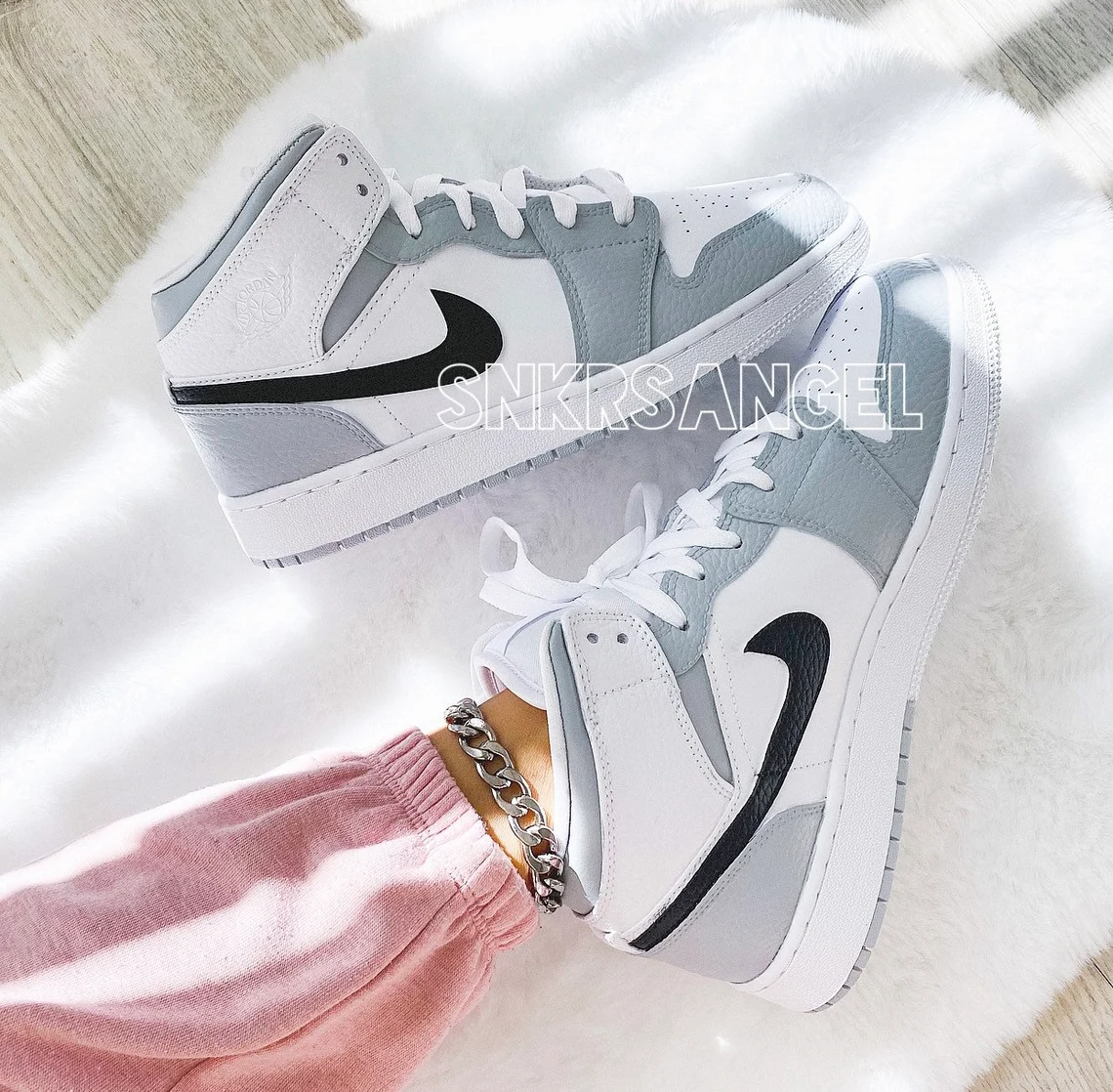 Nike Custom Air Jordan 1 Mid petal pink – snkrsangel